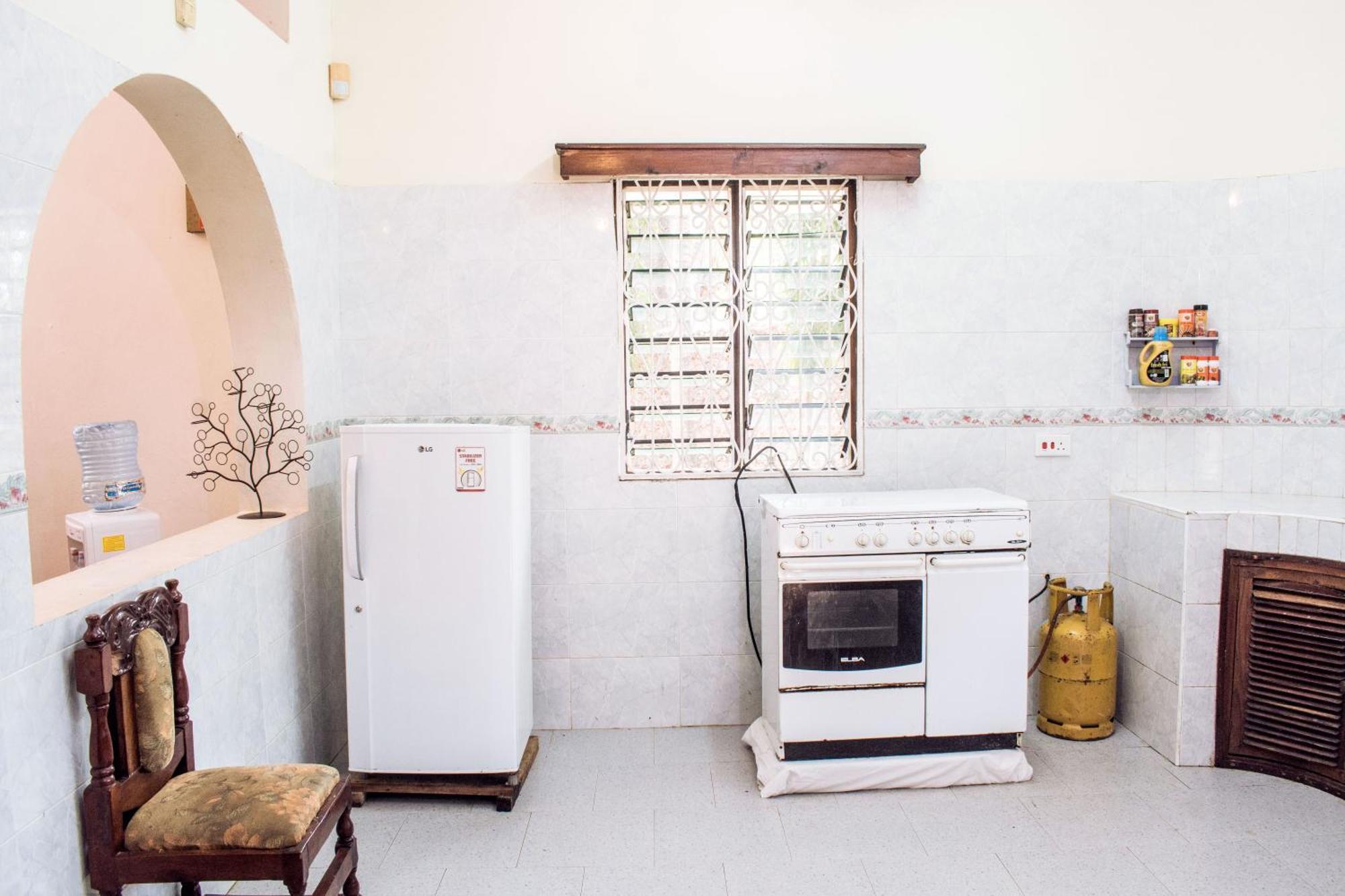 Kijani Cottages In Diani 디아니 해변 외부 사진