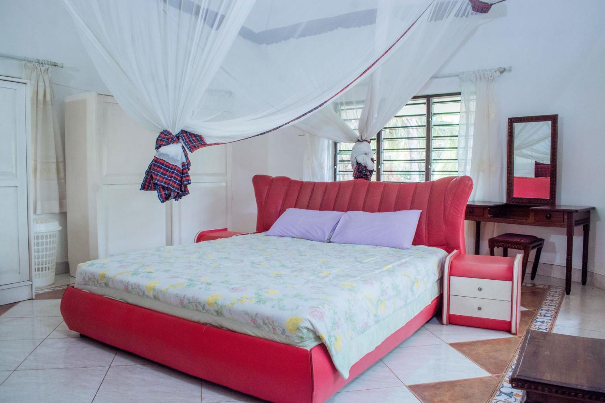 Kijani Cottages In Diani 디아니 해변 외부 사진