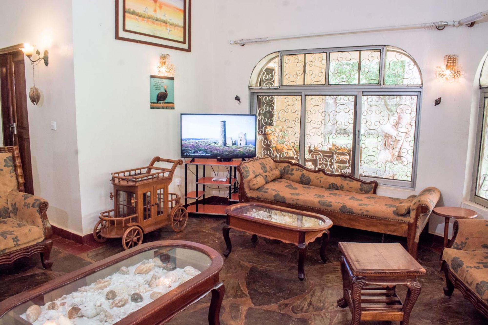 Kijani Cottages In Diani 디아니 해변 외부 사진