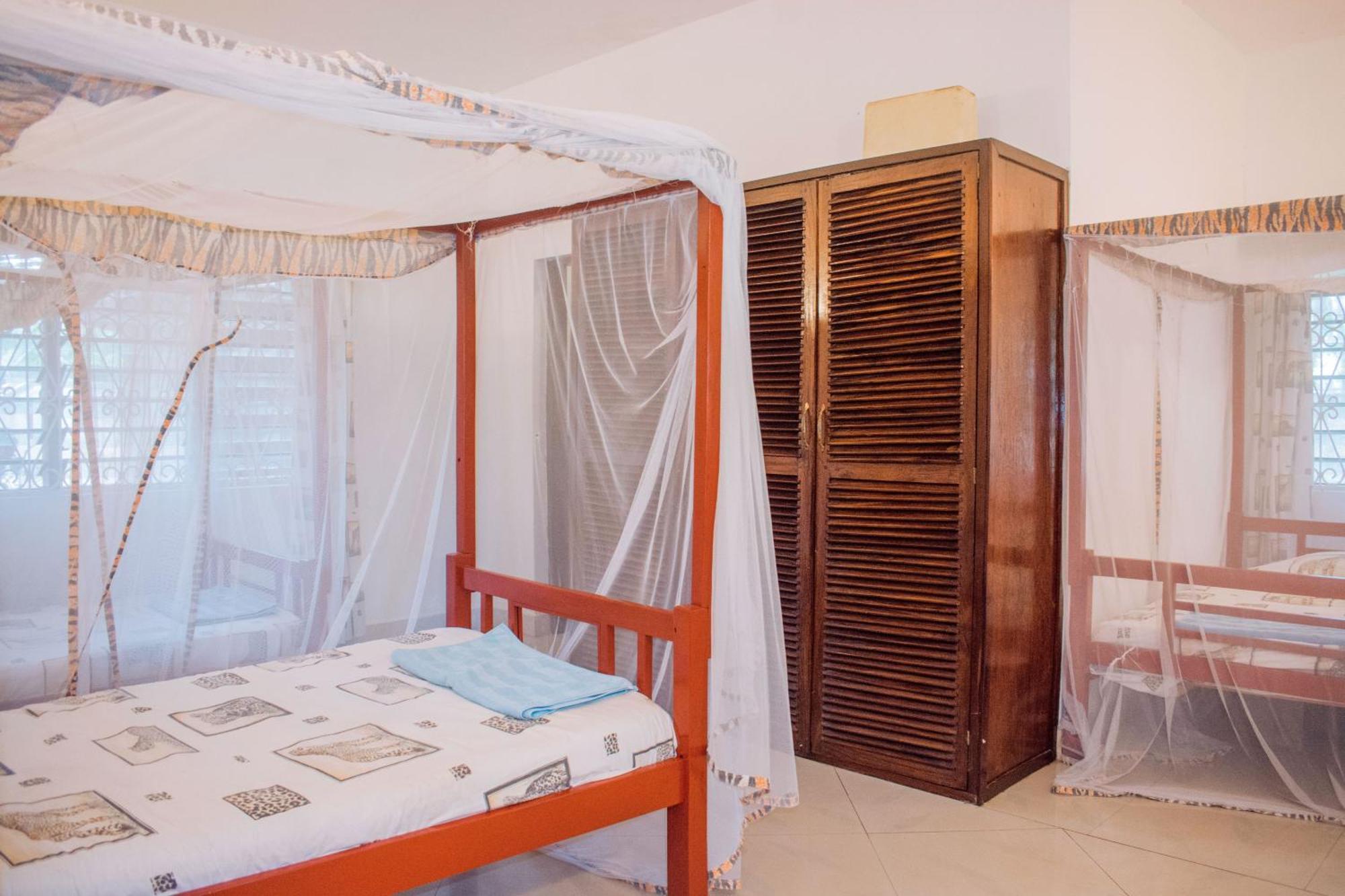 Kijani Cottages In Diani 디아니 해변 외부 사진
