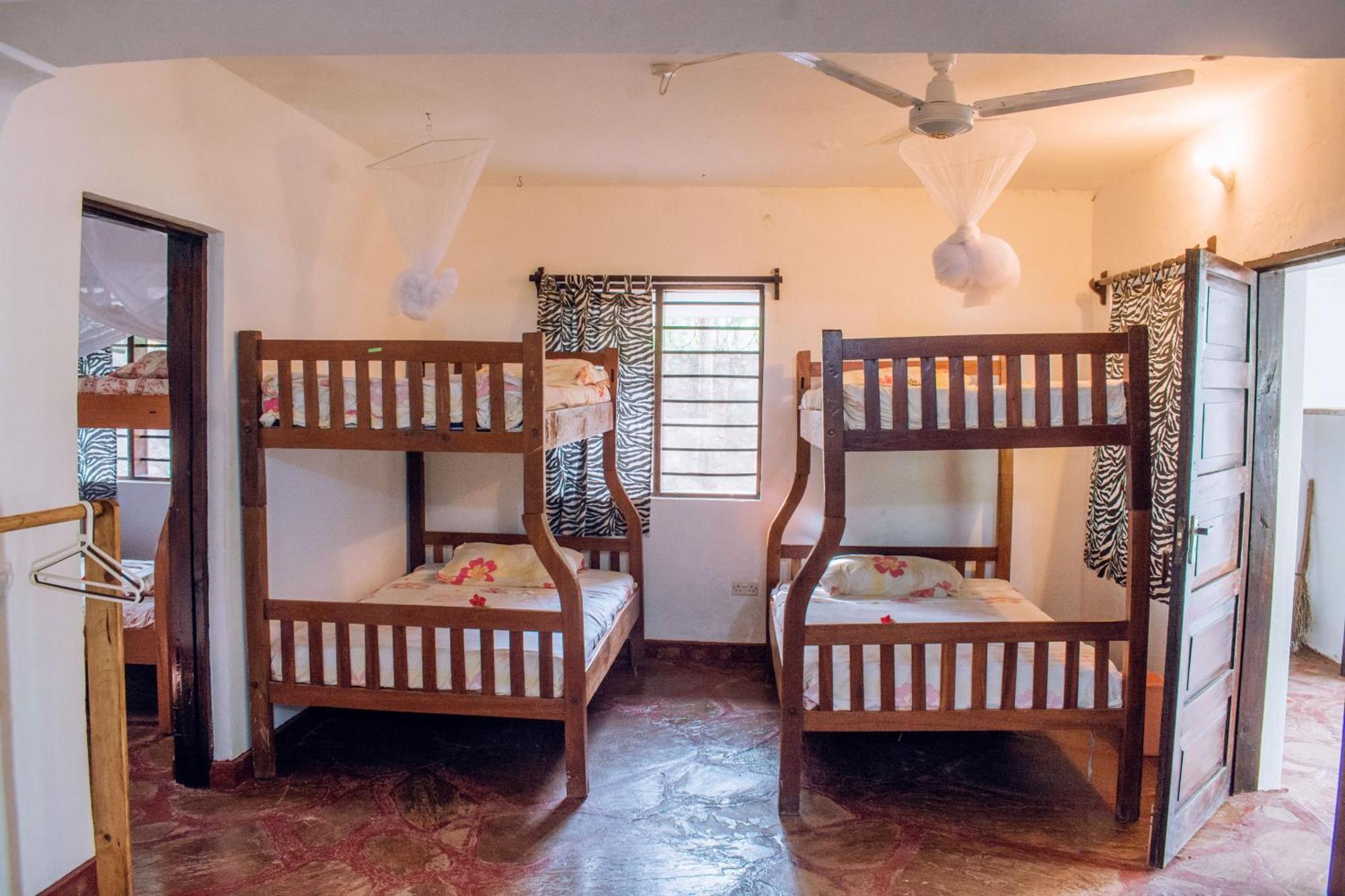 Kijani Cottages In Diani 디아니 해변 외부 사진