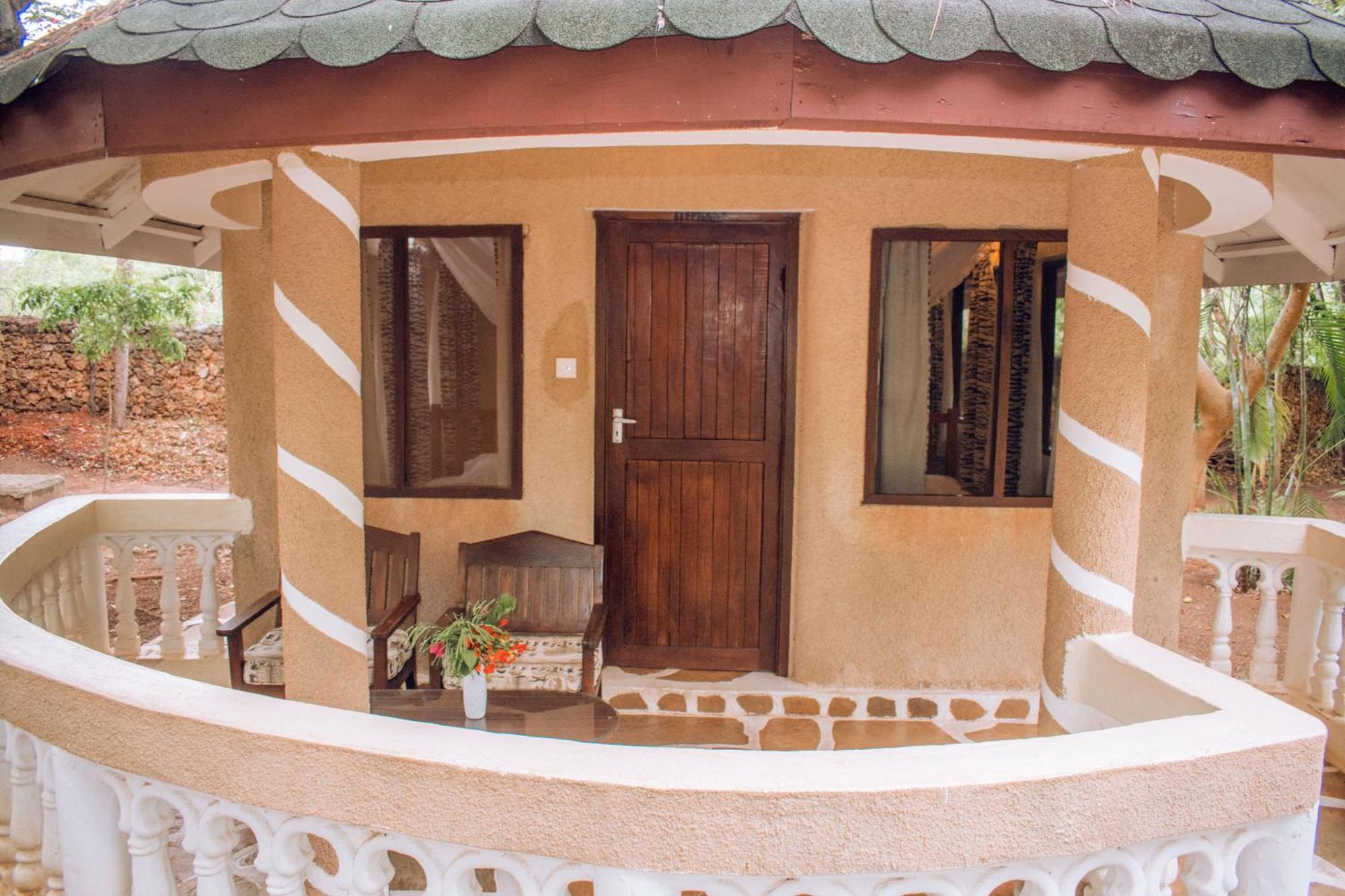 Kijani Cottages In Diani 디아니 해변 외부 사진