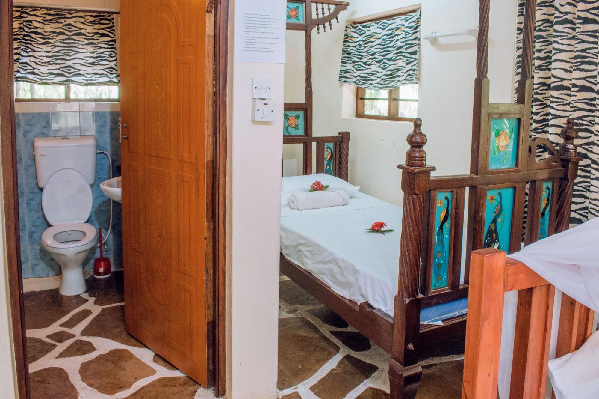 Kijani Cottages In Diani 디아니 해변 외부 사진